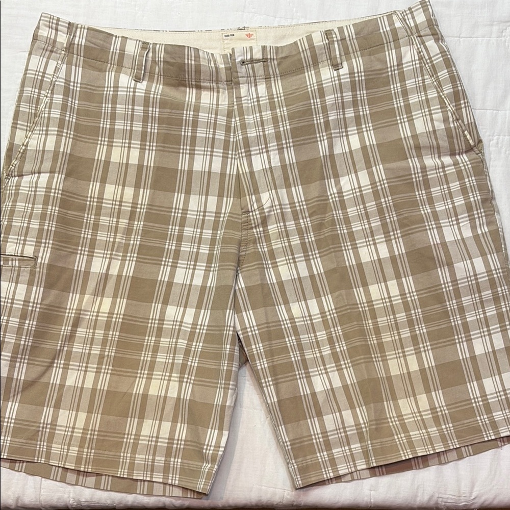 Eclectic Grandpa Y2K Khaki Diem Plaid Cargo Shorts Classic Fit Tan Beige Size 38